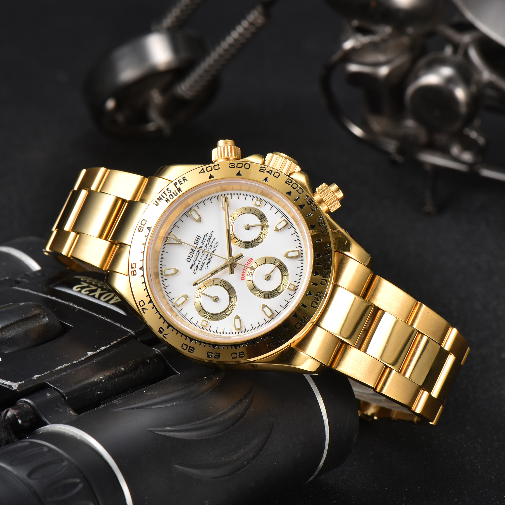39mm VK63 watch Gold Stainless - Stainless Bracelet Diver のレビューと価格