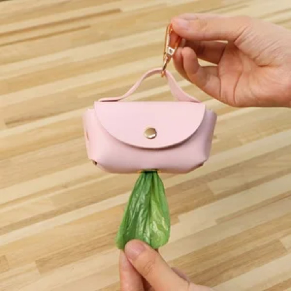 Elegant Leather Dog Poop Bag C - Leather Strap Quick Release のレビューと価格